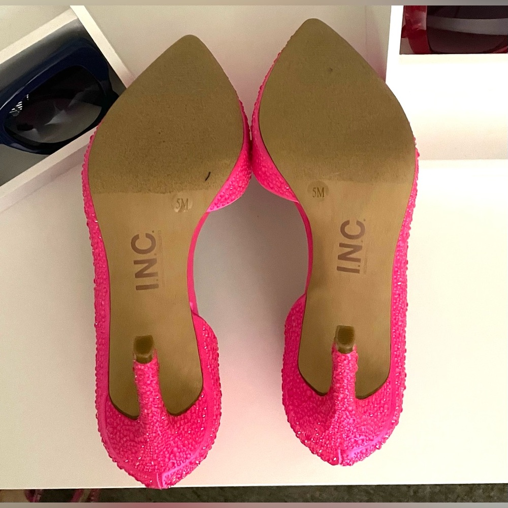 INC Rhinestone Pink Pumps 5 - Picture 4 of 4